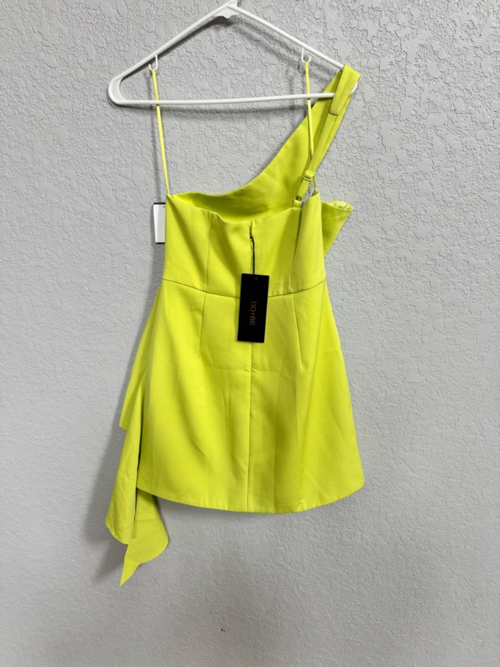 DO+BE One-Shoulder Lime Green Ruffle Mini Dress Medium - Picture 4 of 6